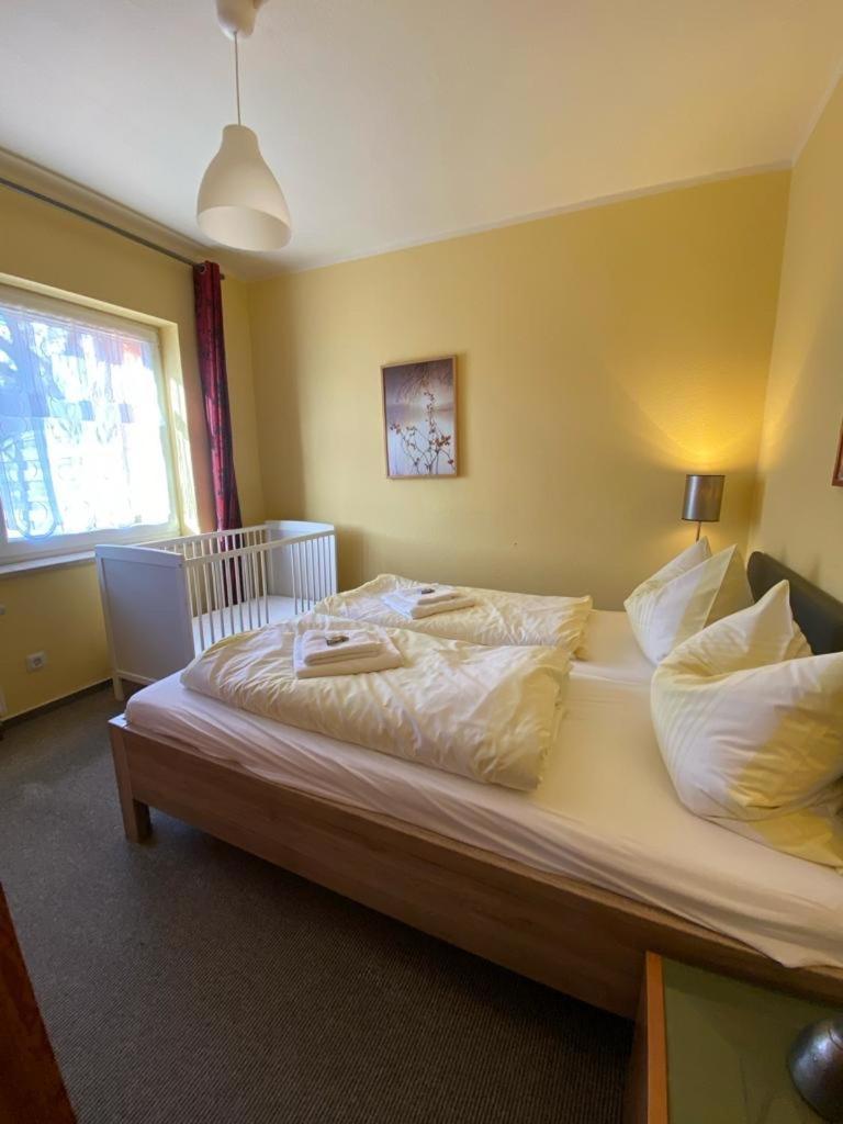 Apartments In Der Kopenhagener Strasse Росток Екстериор снимка